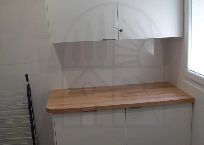 L'echappee Provencale - 4 Etoiles サン・ローラン・デ・ザルブル