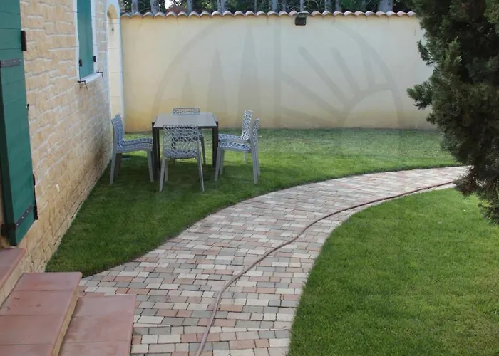 L'echappee Provencale - 4 Etoiles * Saint-Laurent-des-Arbres